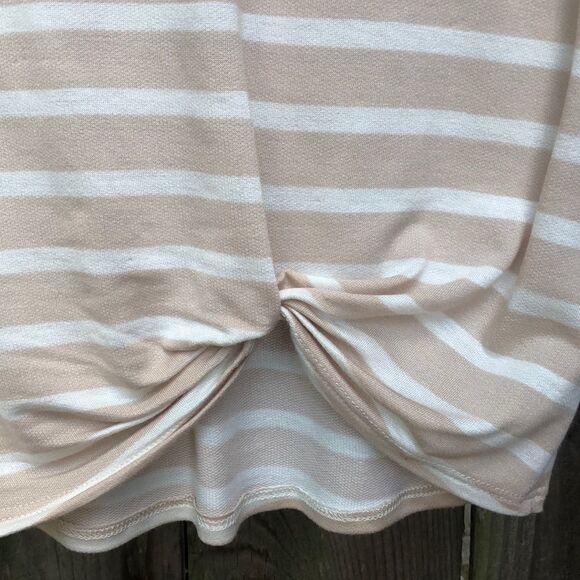 NWT Moa Moa twist front top - Picture 4 of 5